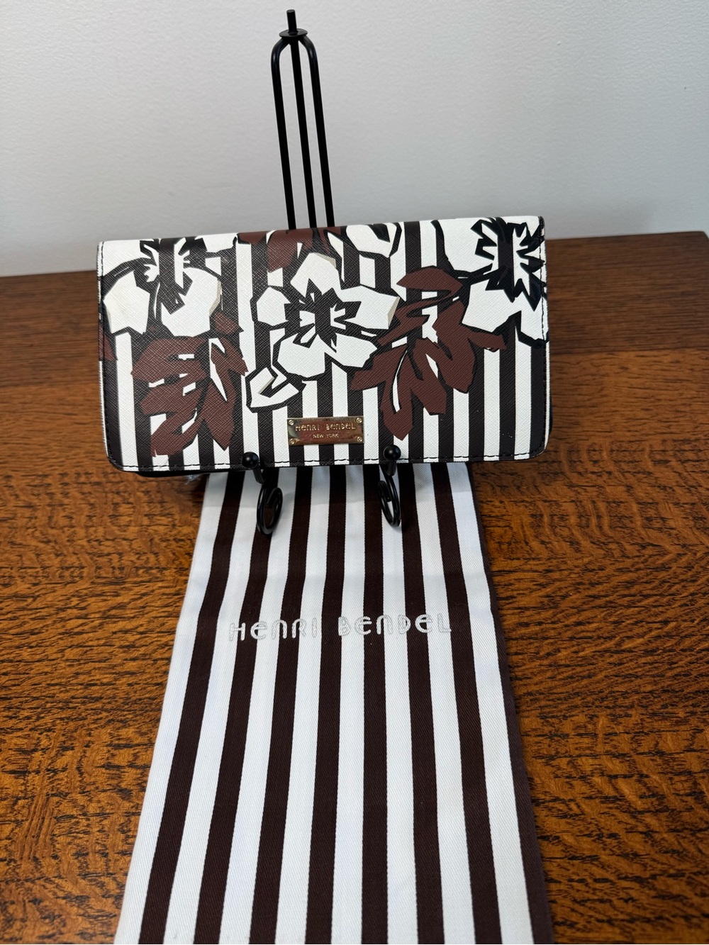 Henri Bendel Floral Stripe Continental Wallet w/Dust Bag - EUC